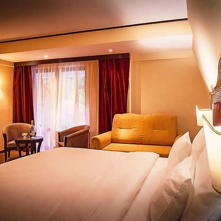 Perla Hotel Slănic-Moldova Zewnętrze zdjęcie