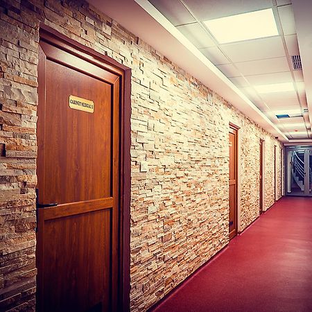 Perla Hotel Slănic-Moldova Zewnętrze zdjęcie