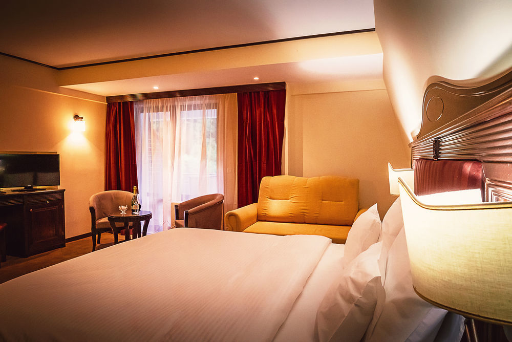 Perla Hotel Slănic-Moldova Zewnętrze zdjęcie
